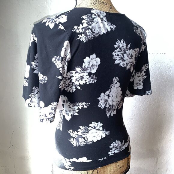 Twenty Two/7 SMALL Body Con Elastic Waist Floral Print Scoop Neck Top imperfect - Picture 4 of 7